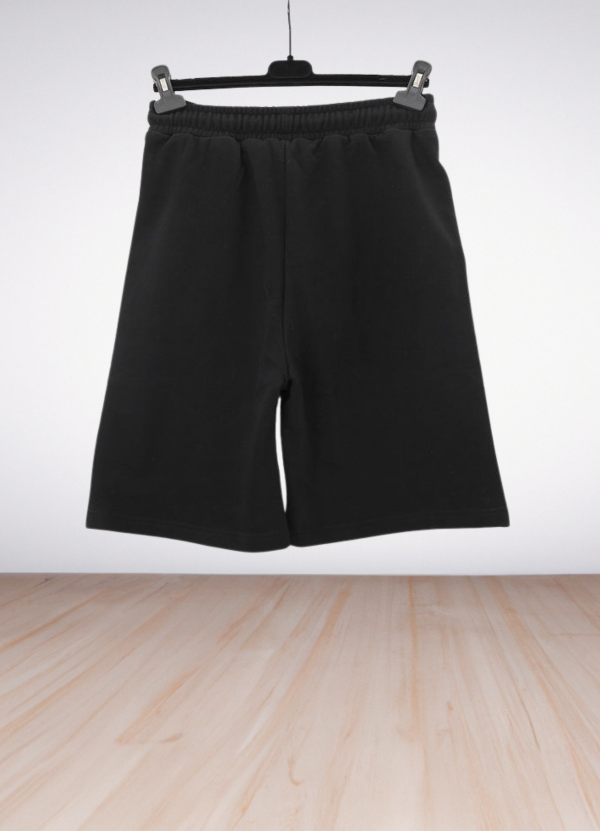 מכנסי שורטס Palm Angels בצבע שחור עם הדפס לוגו