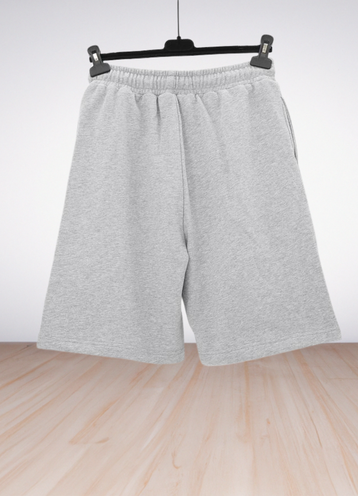 מכנסי שורטס Palm Angels בצבע אפור בהיר עם הדפס לוגו