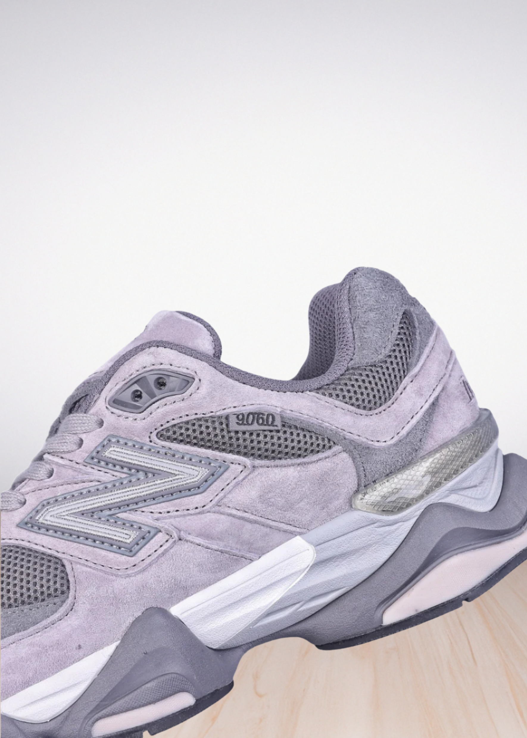 9060 Smoke Grey