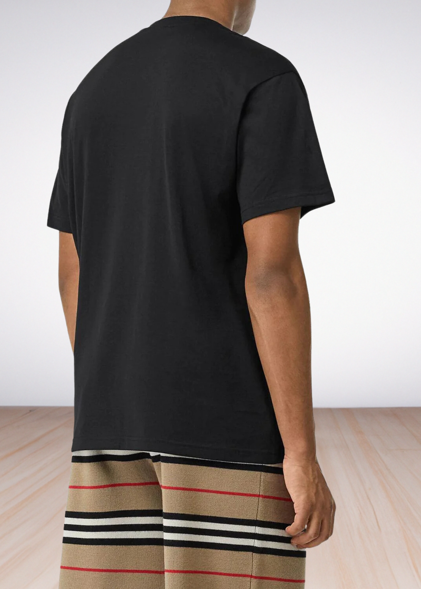 ברברי טי שירט צבע שחור Logo Print Cotton T-shirt