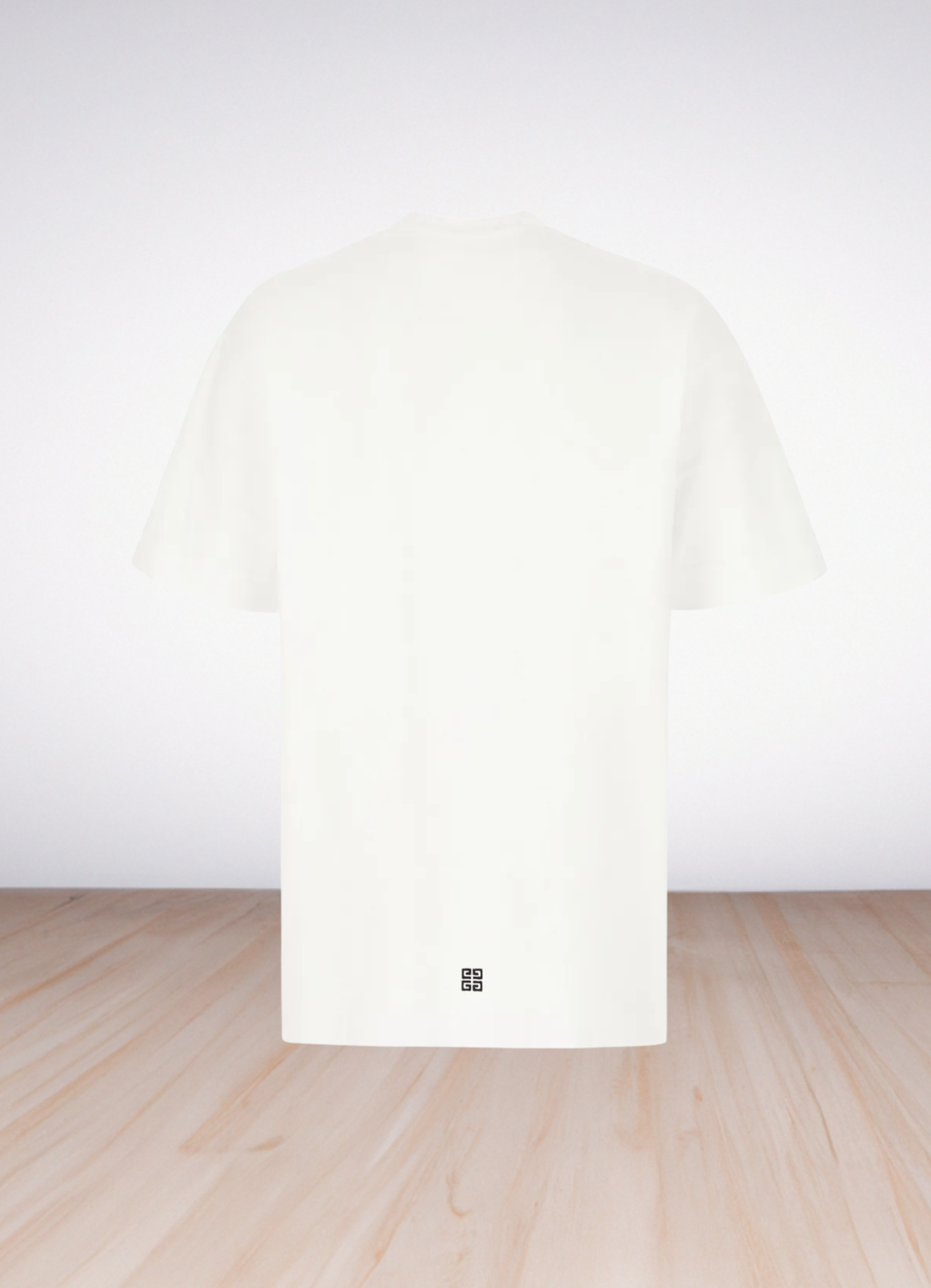 logo-embroidered T-shirt