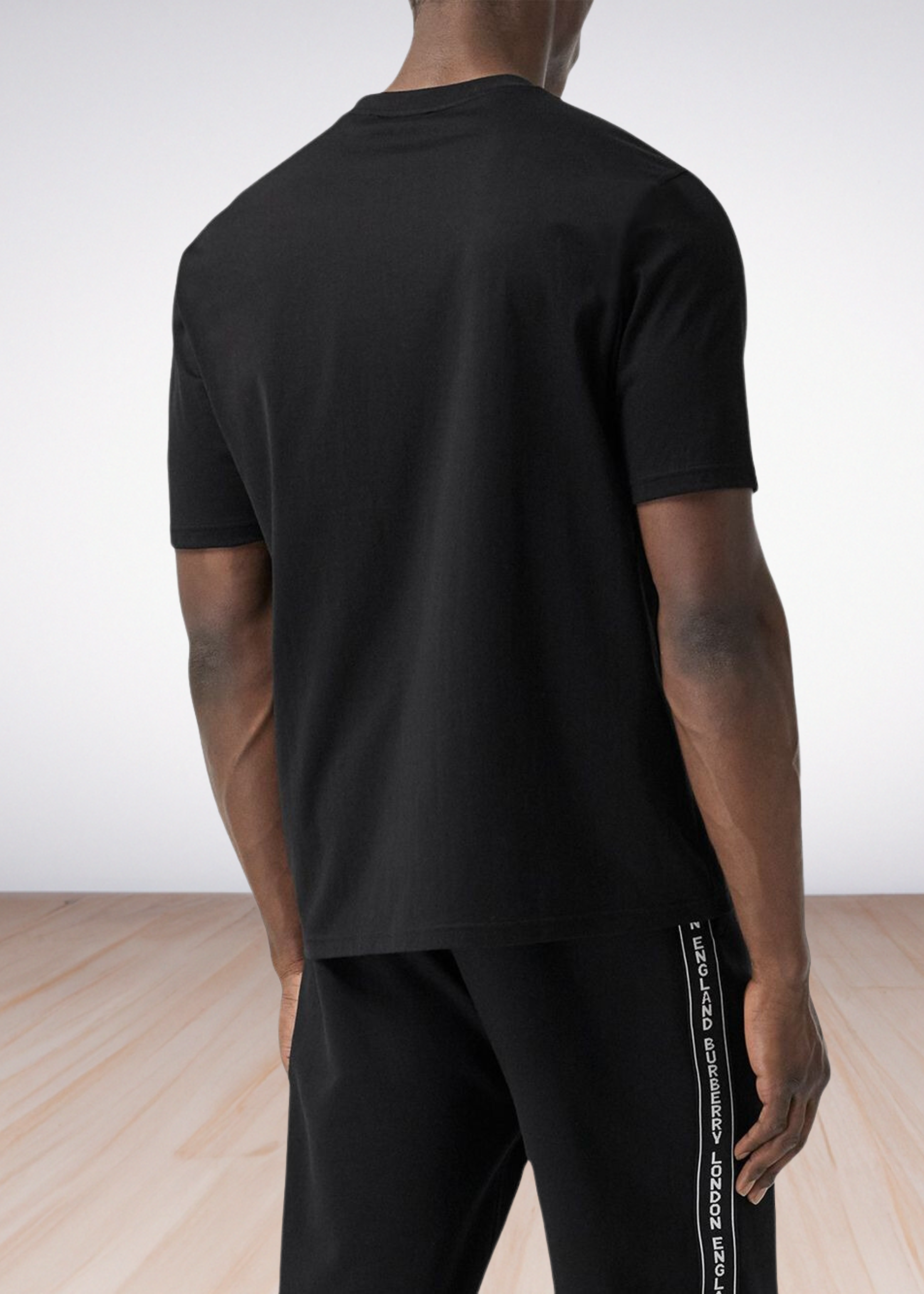 ברברי טי שירט צבע שחור Logo Printed Crewneck T-Shirt