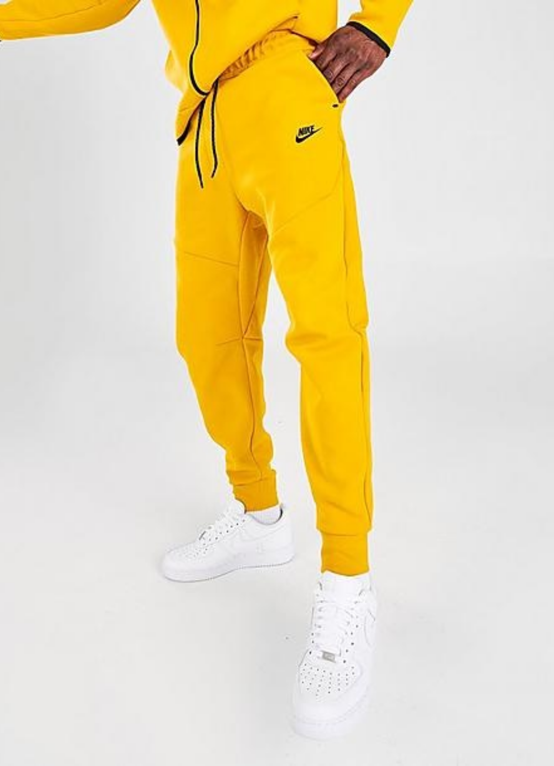 חליפת נייק טק – Nike Tech Tracksuit Yellow