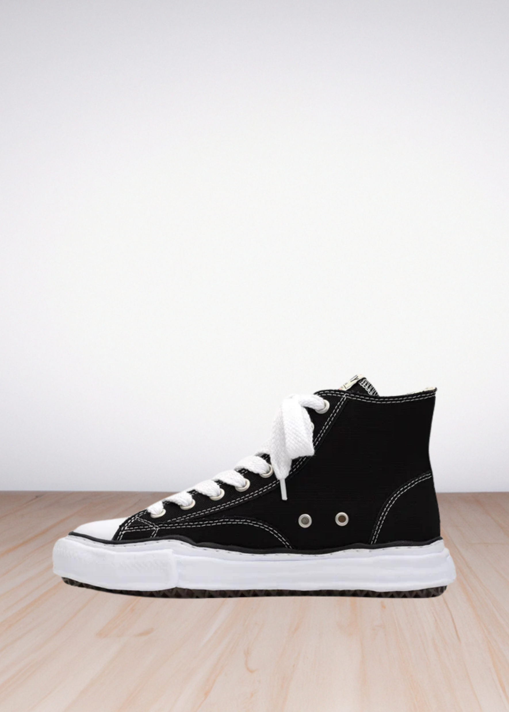 Yasuhiro Hank Canvas High black