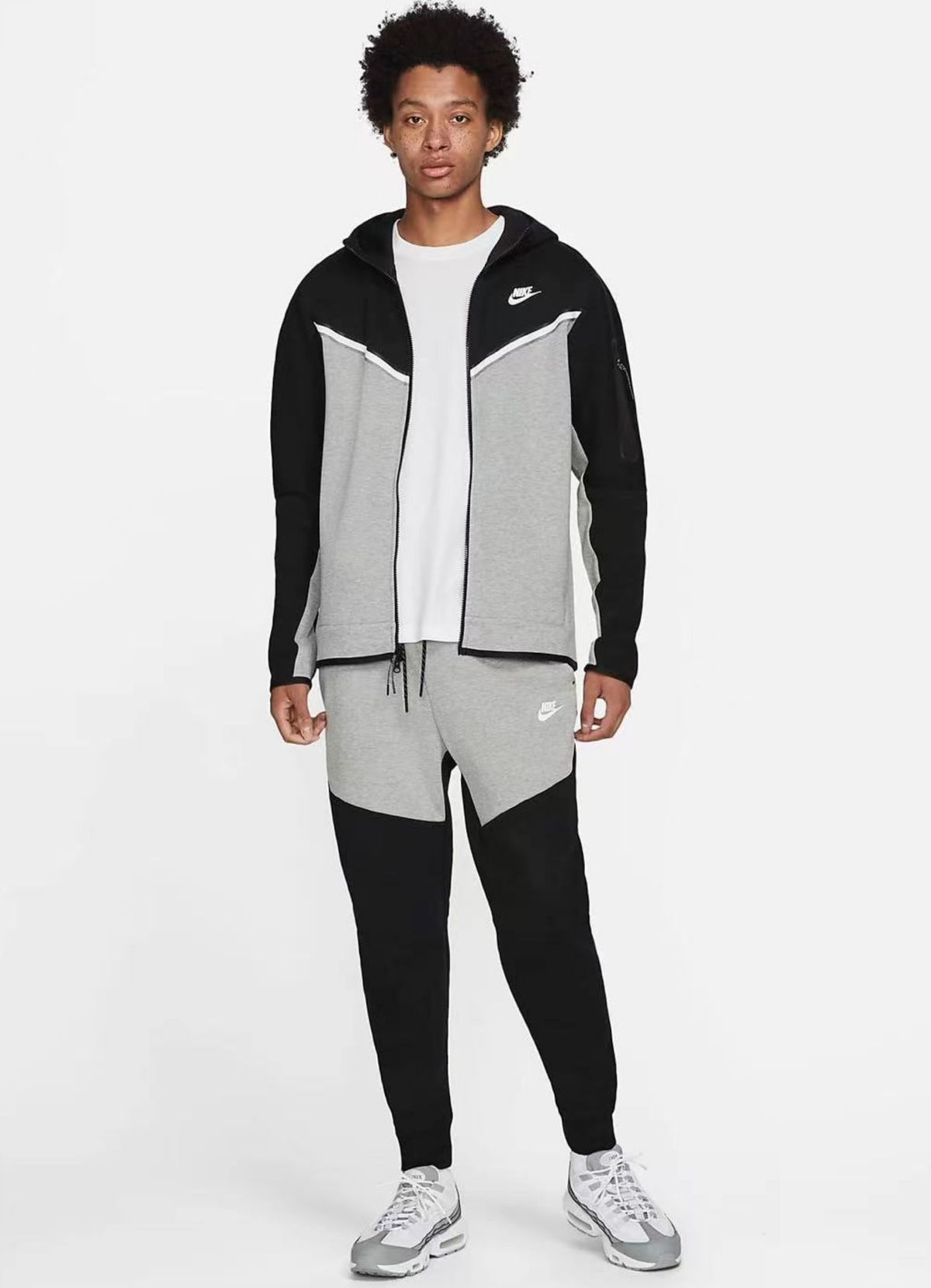 חליפת נייק טק – Nike Tech Tracksuit Black Gray