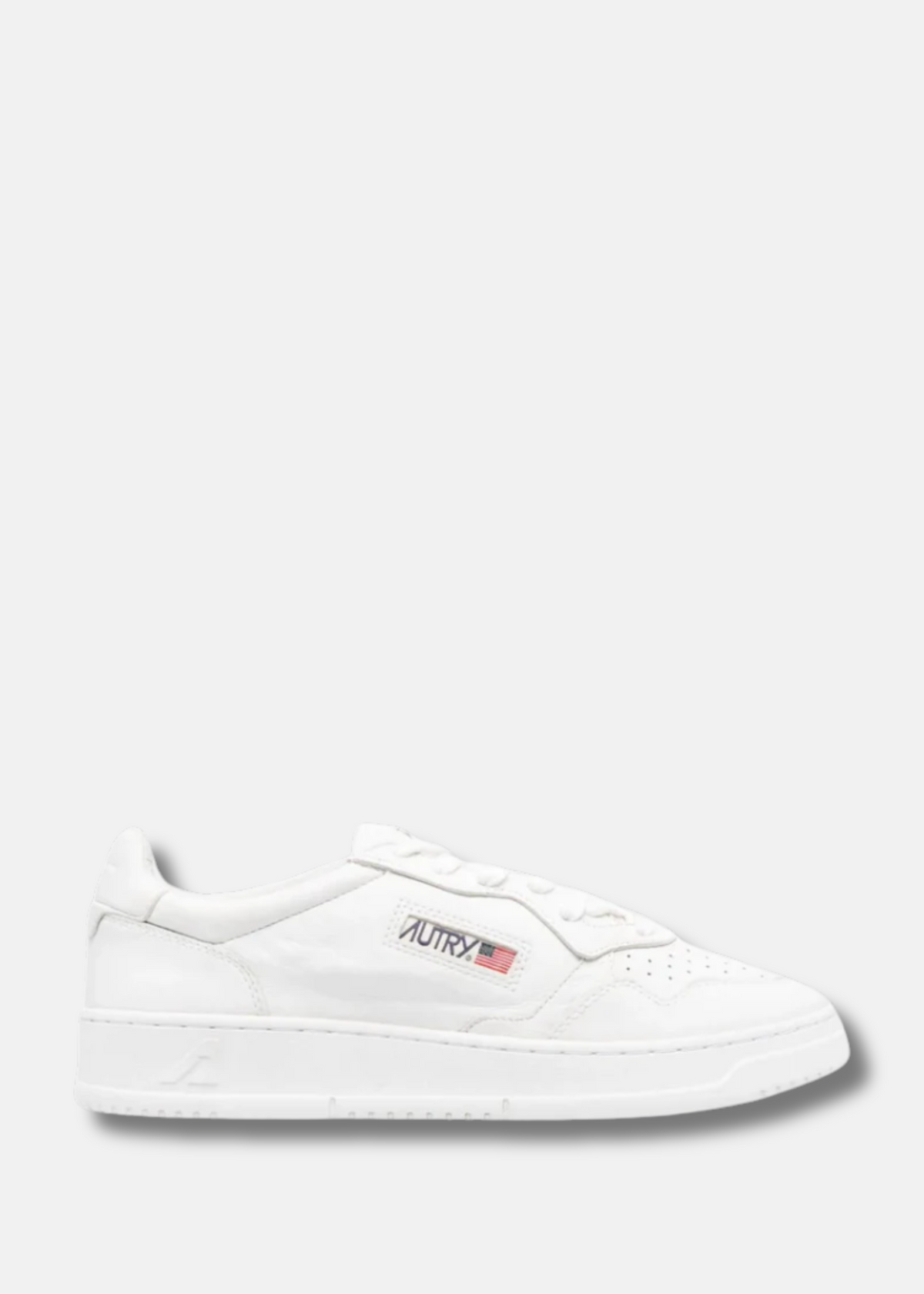 Medalist low-top sneakers