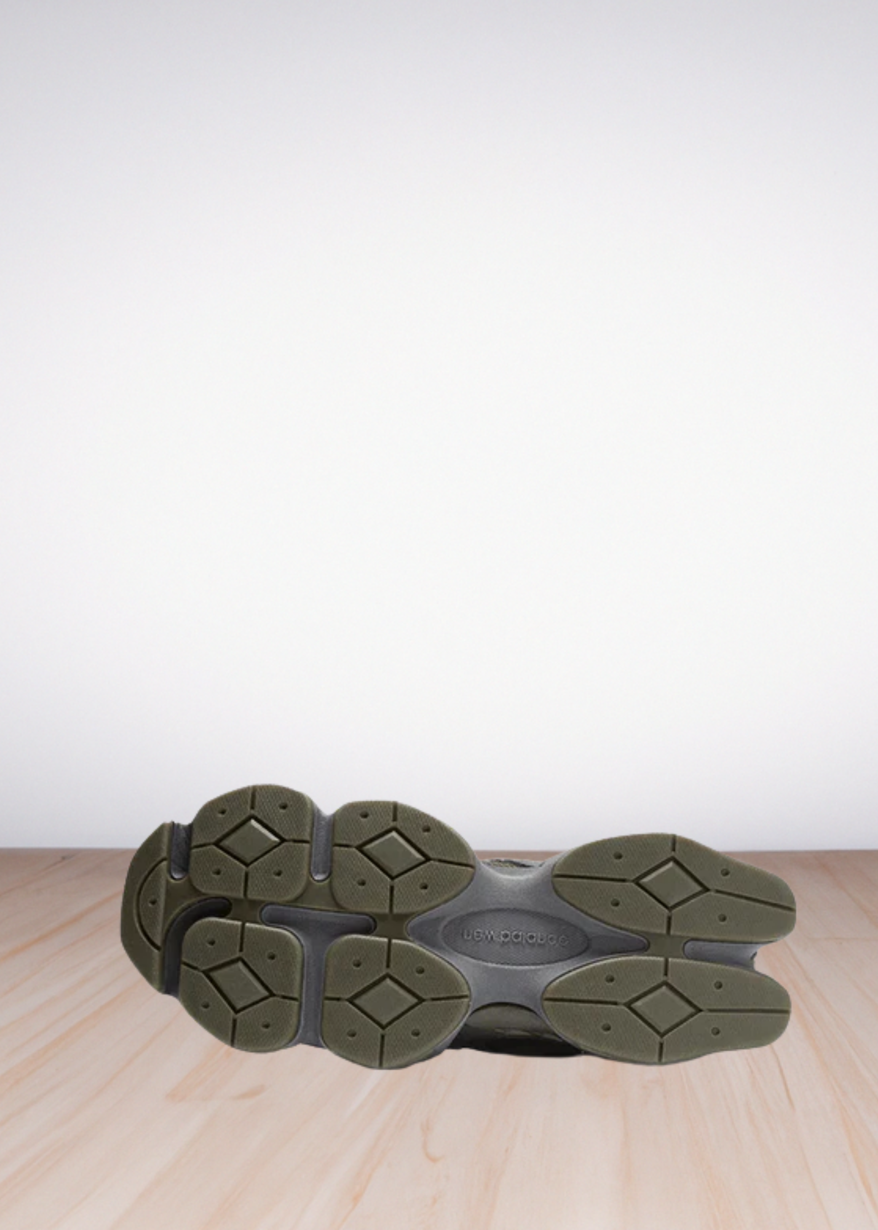 9060 Blacktop Dark Moss