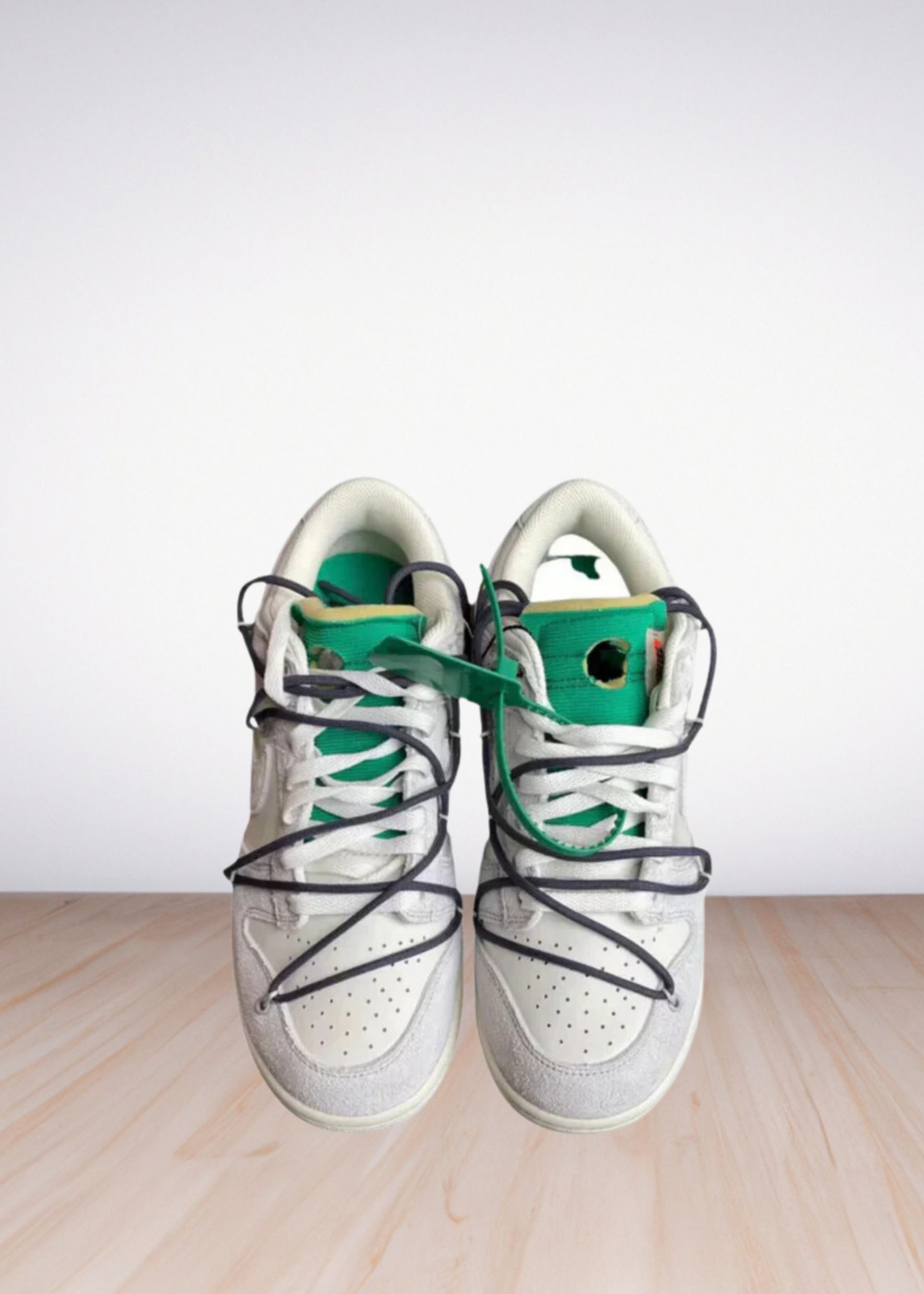 Dunk X Off White Low sneakers.