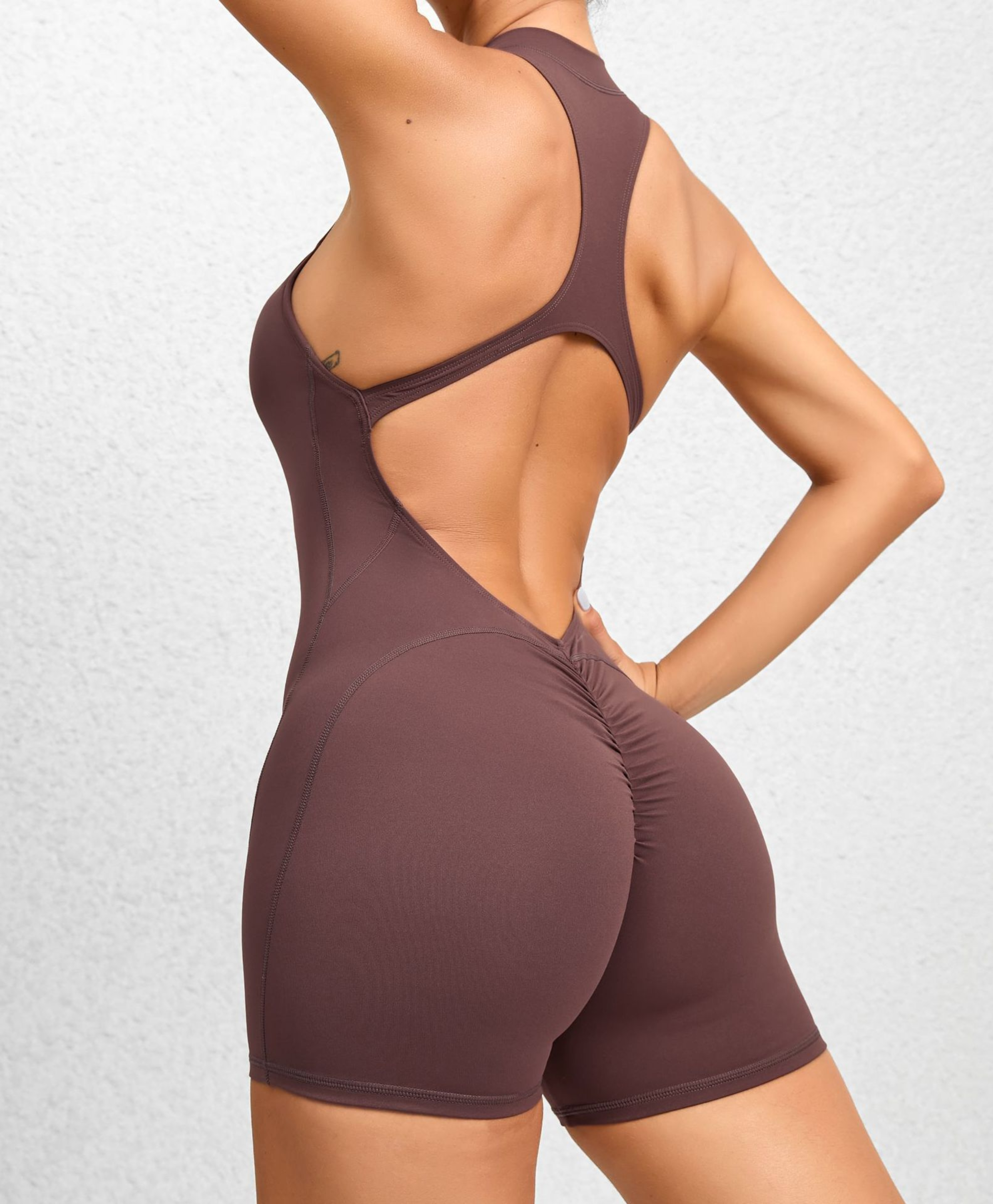 ZenFlow אוברול קצר עם ריץ רץ צבע חום