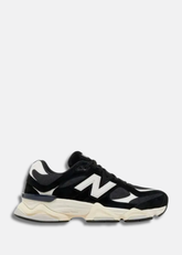 9060 Black White