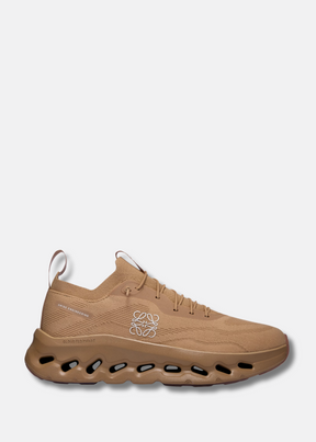 Cloud X Loewe