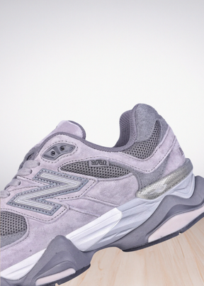 9060 Smoke Grey