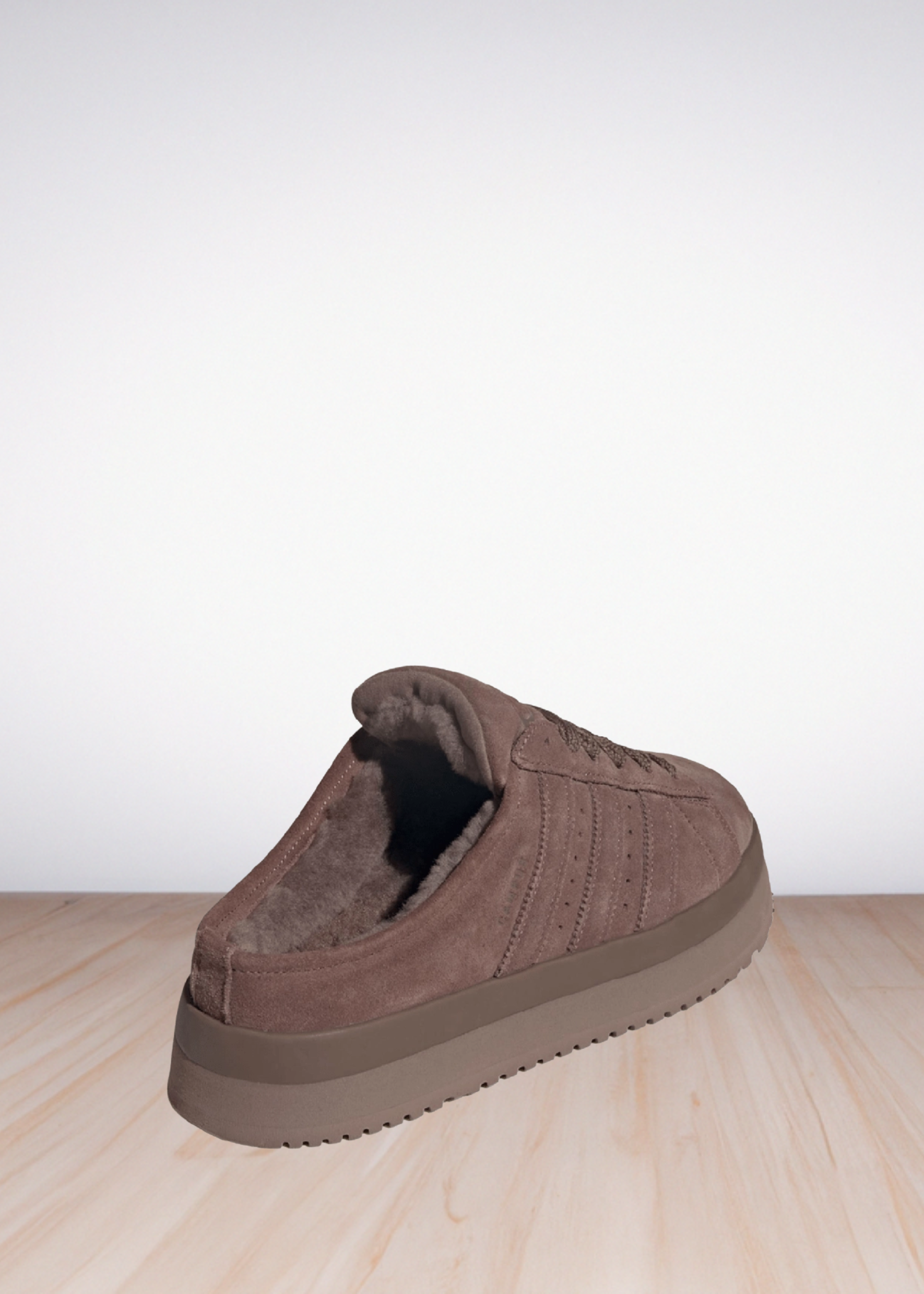 Campus 00s Winter Low Earth Strata Trace Brown