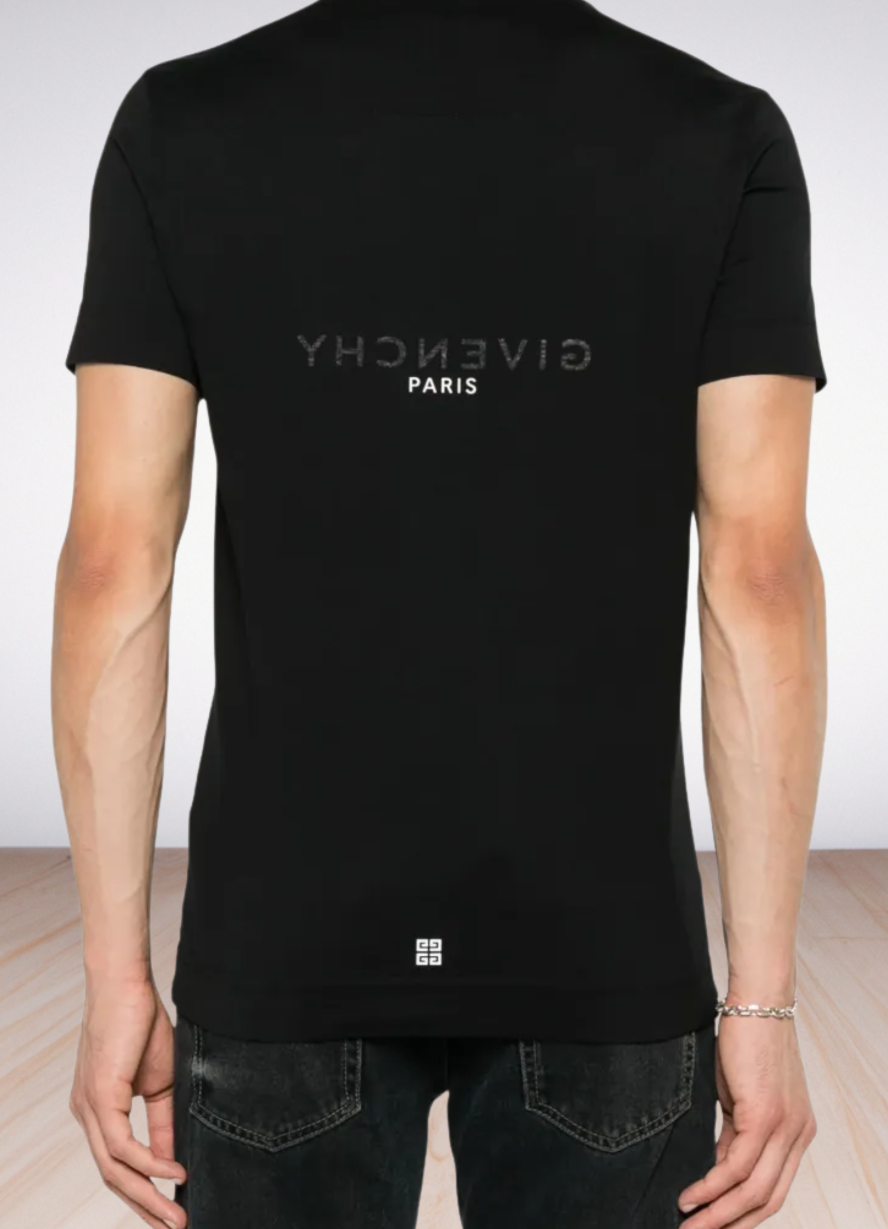 Givenchy Reverse T-shirt טי שירט צבע שחור