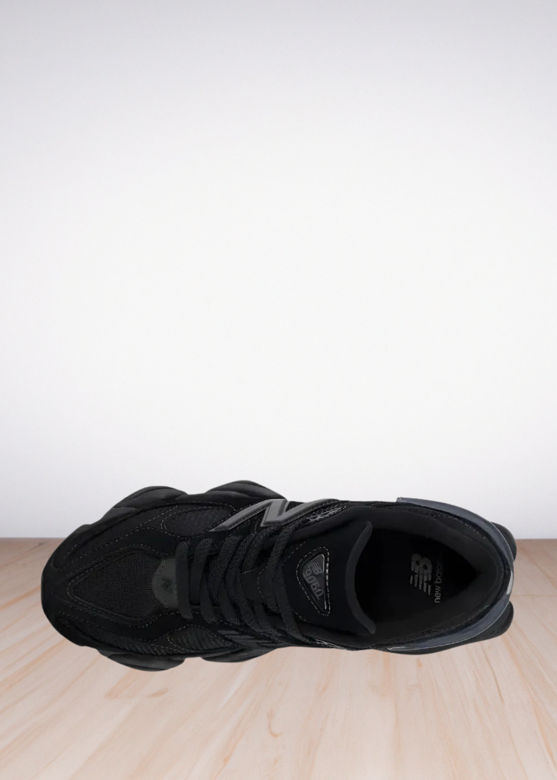 9060 Triple Black