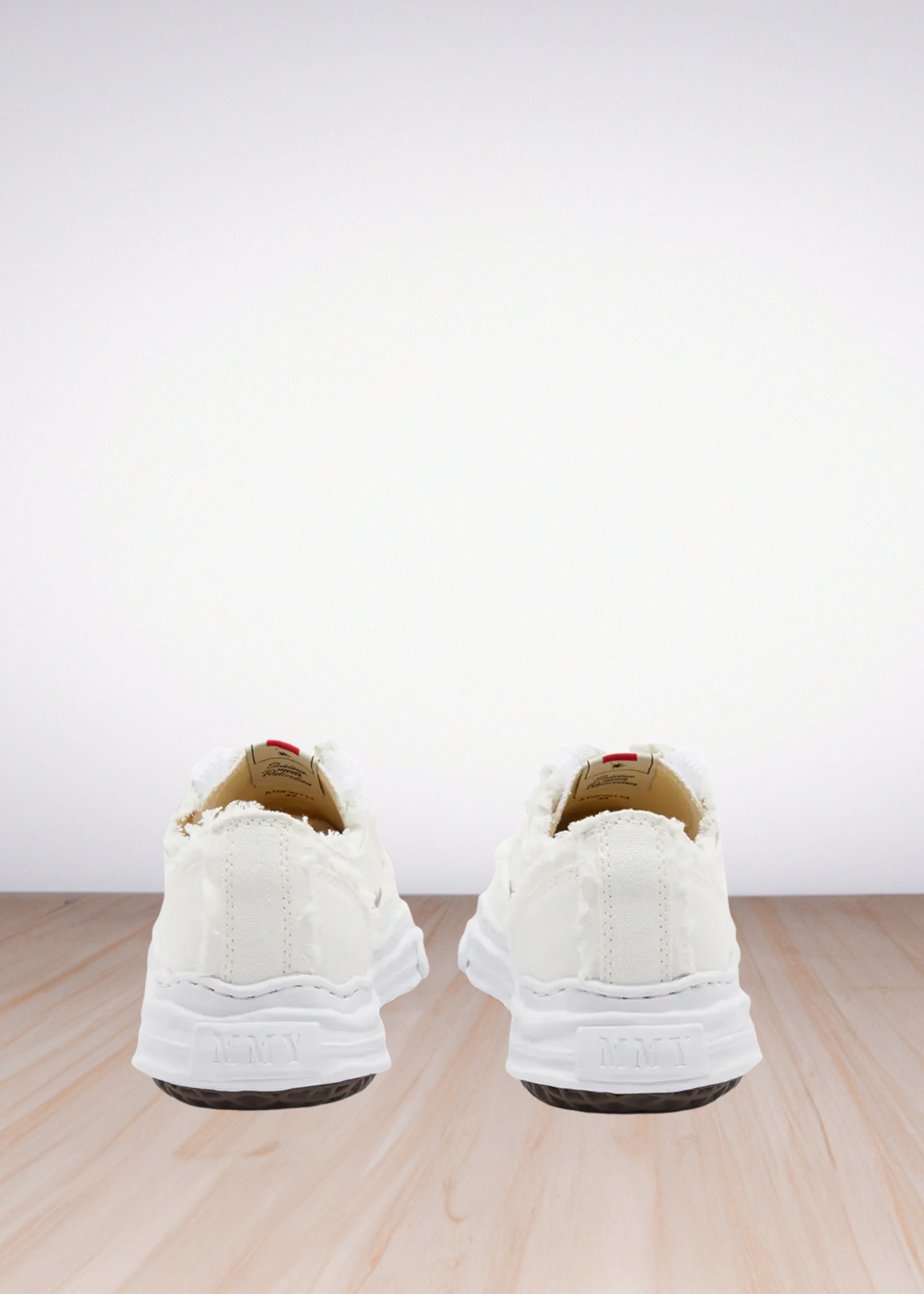 Yasuhiro Hank Canvas White