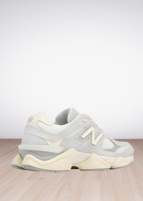 9060 Quartz Grey