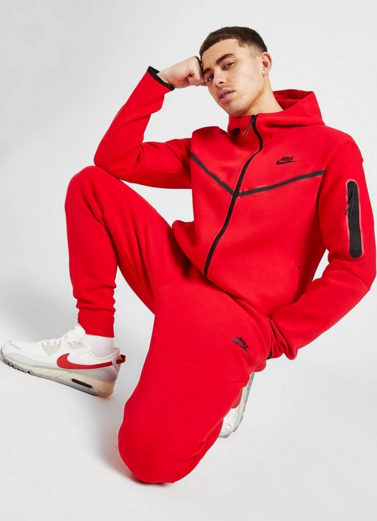 חליפת נייק טק – Nike Tech Tracksuit Red