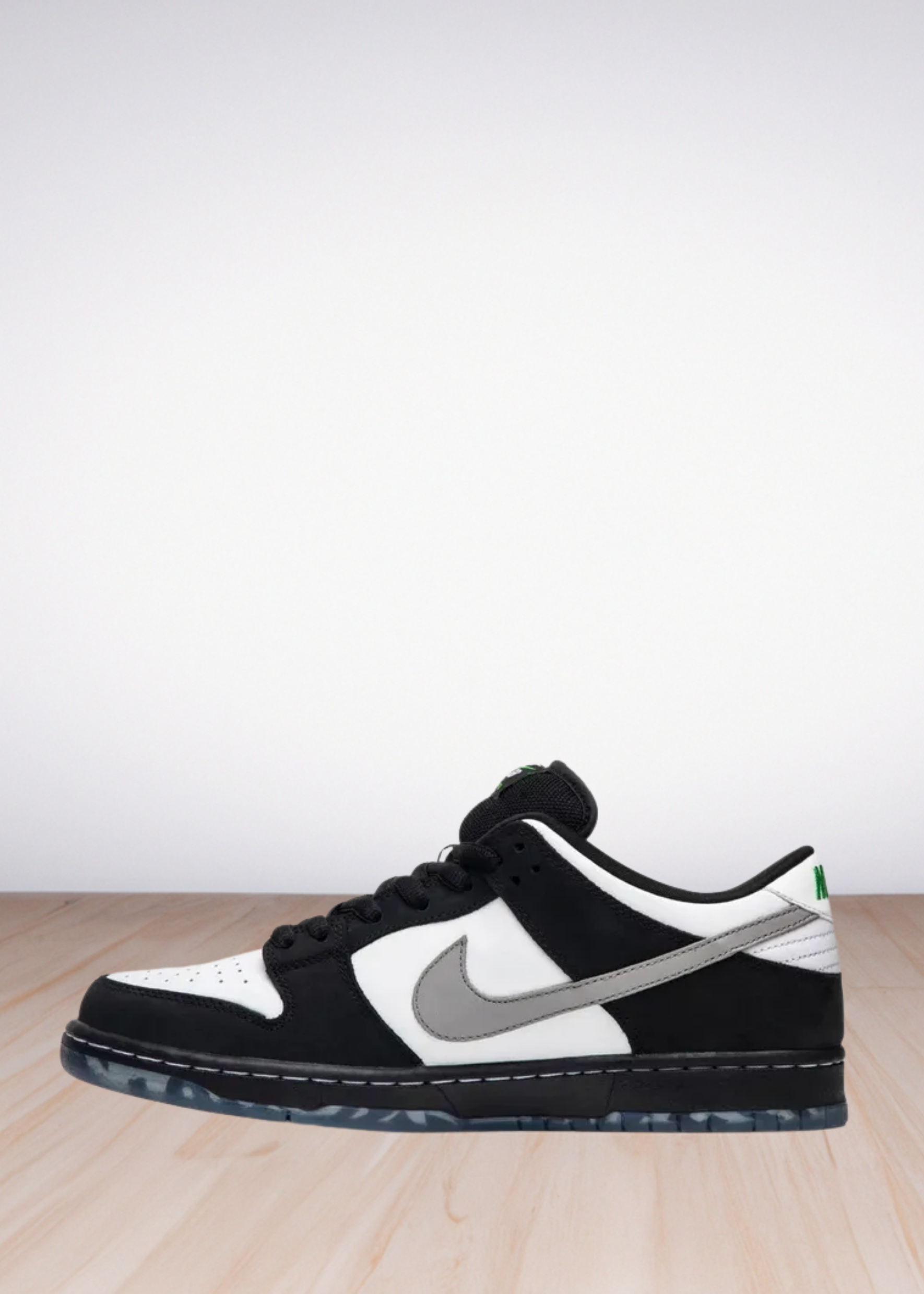 Dunk Low SB Staple Panda Pigeon