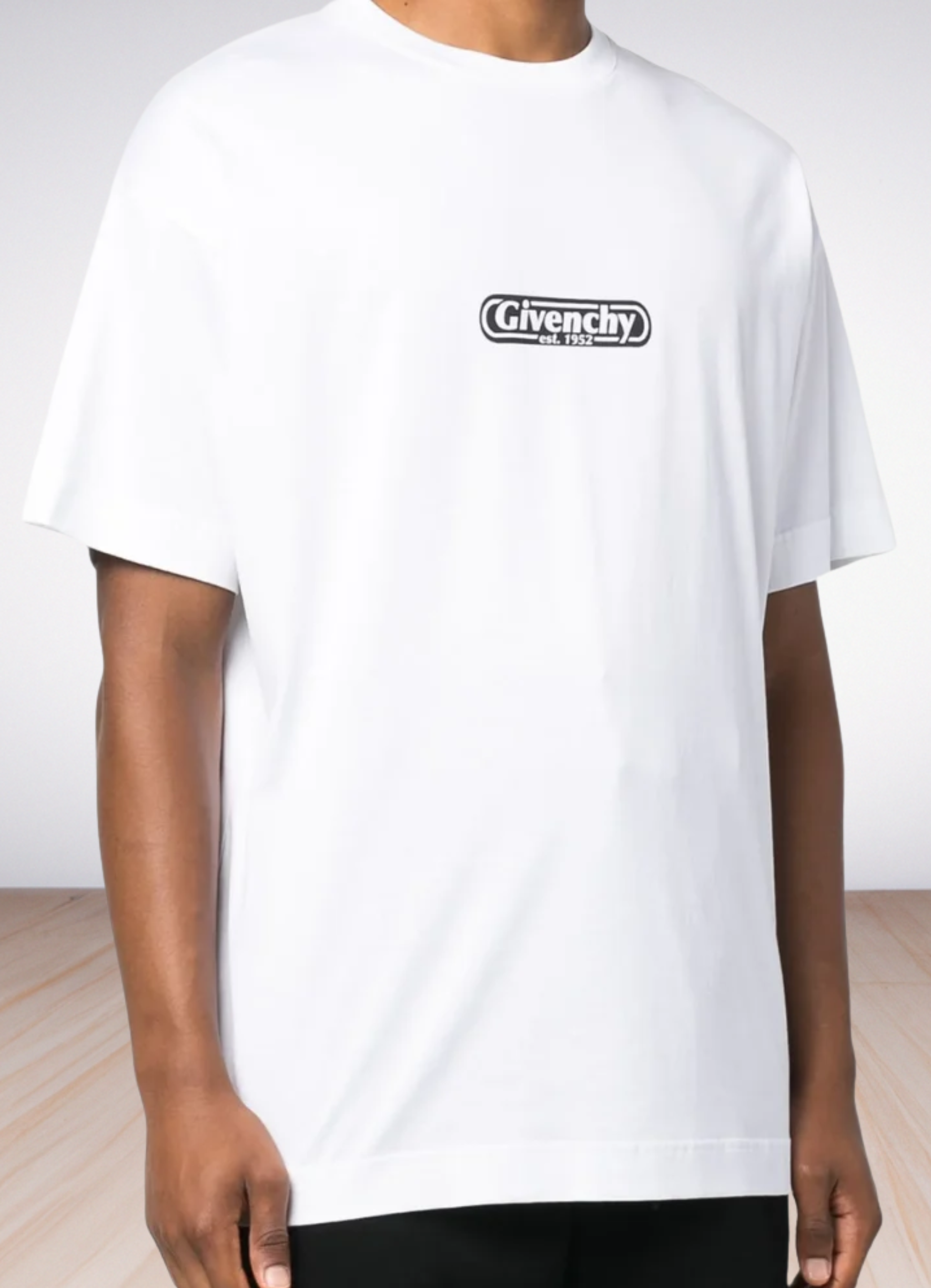 logo short-sleeve black טי שירט אובר סייז בצבע לבן