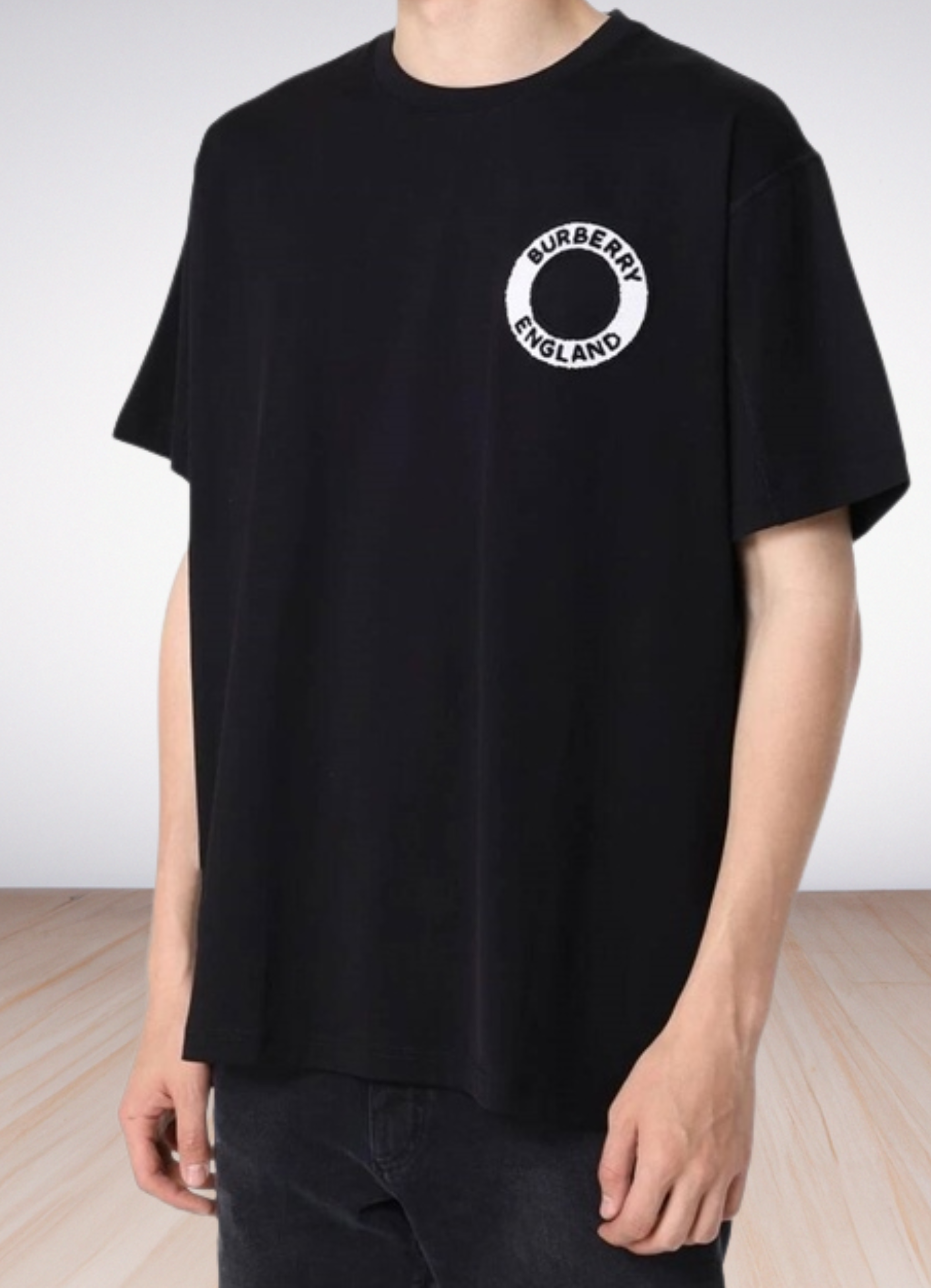 logo embroidery t shirt