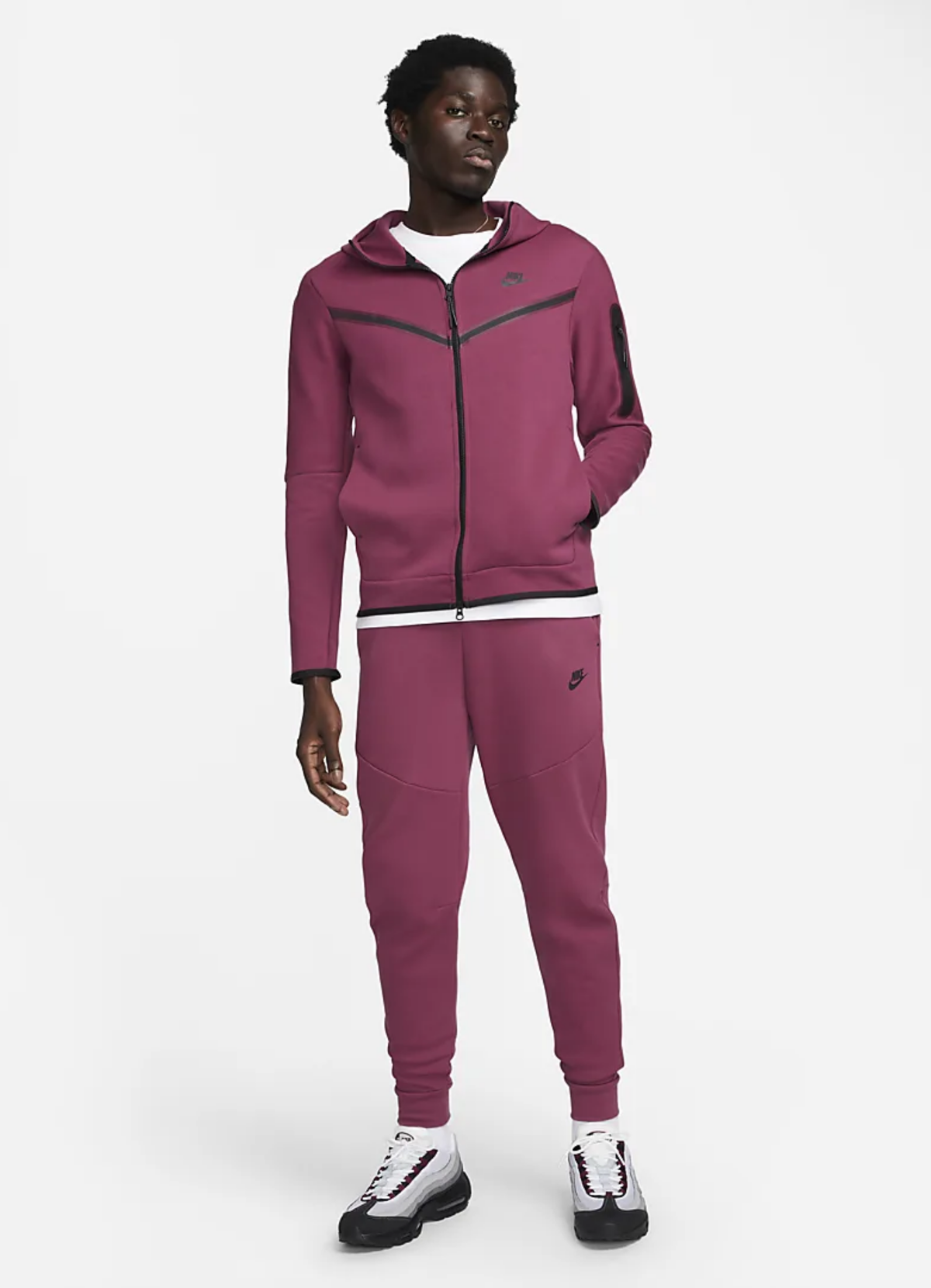 חליפת נייק טק – Nike Tech Tracksuit Red