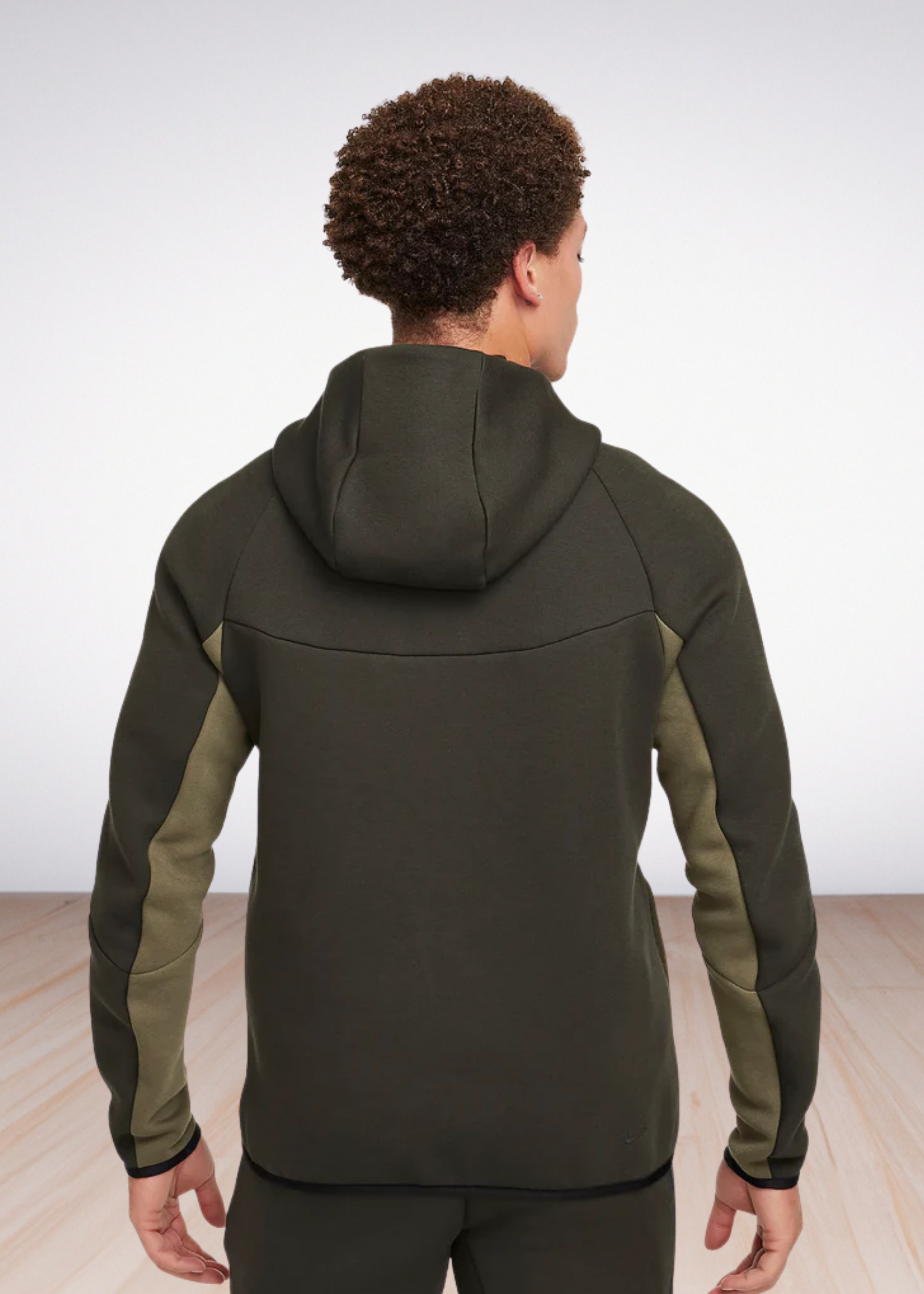 חליפה נייק טק – Nike Tech - GREEN & KHAKI