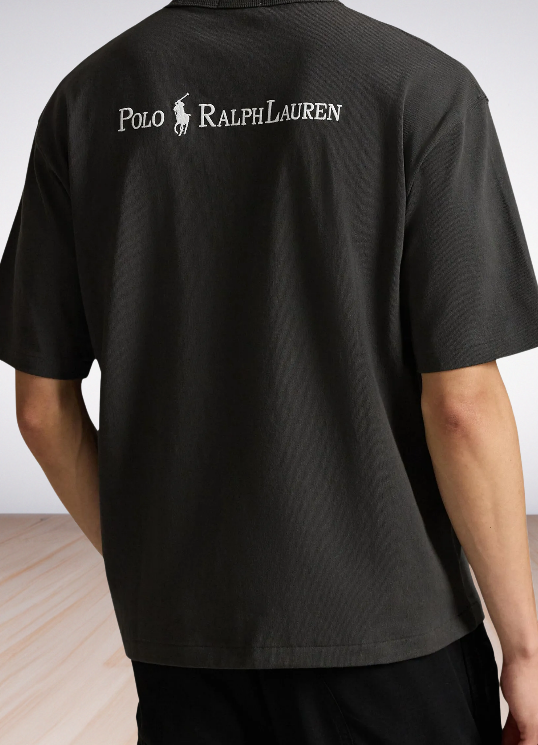 short-sleeve logo-detail T-shirt