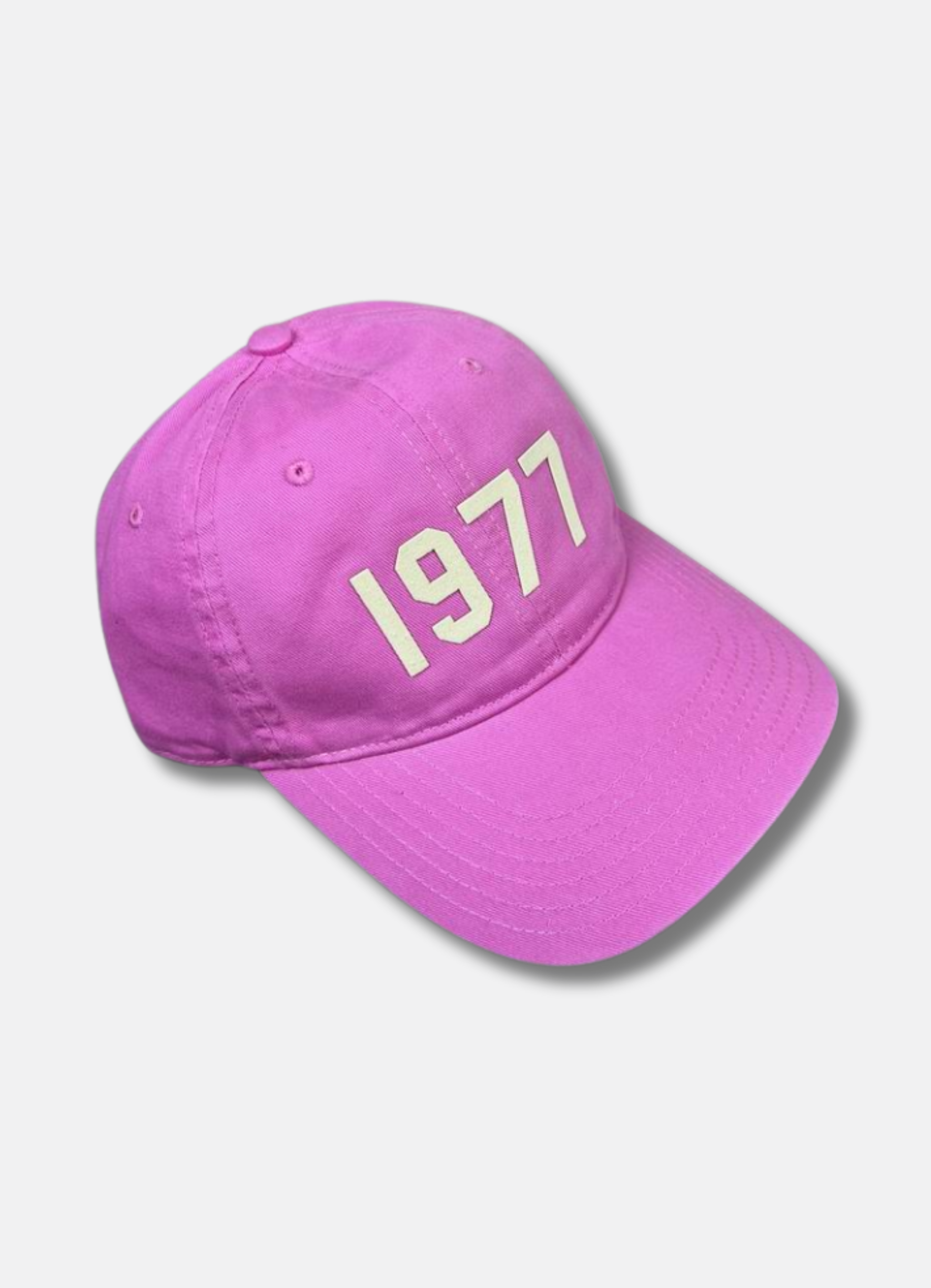 Logo Embroidered Cap 1977 צבע ורוד
