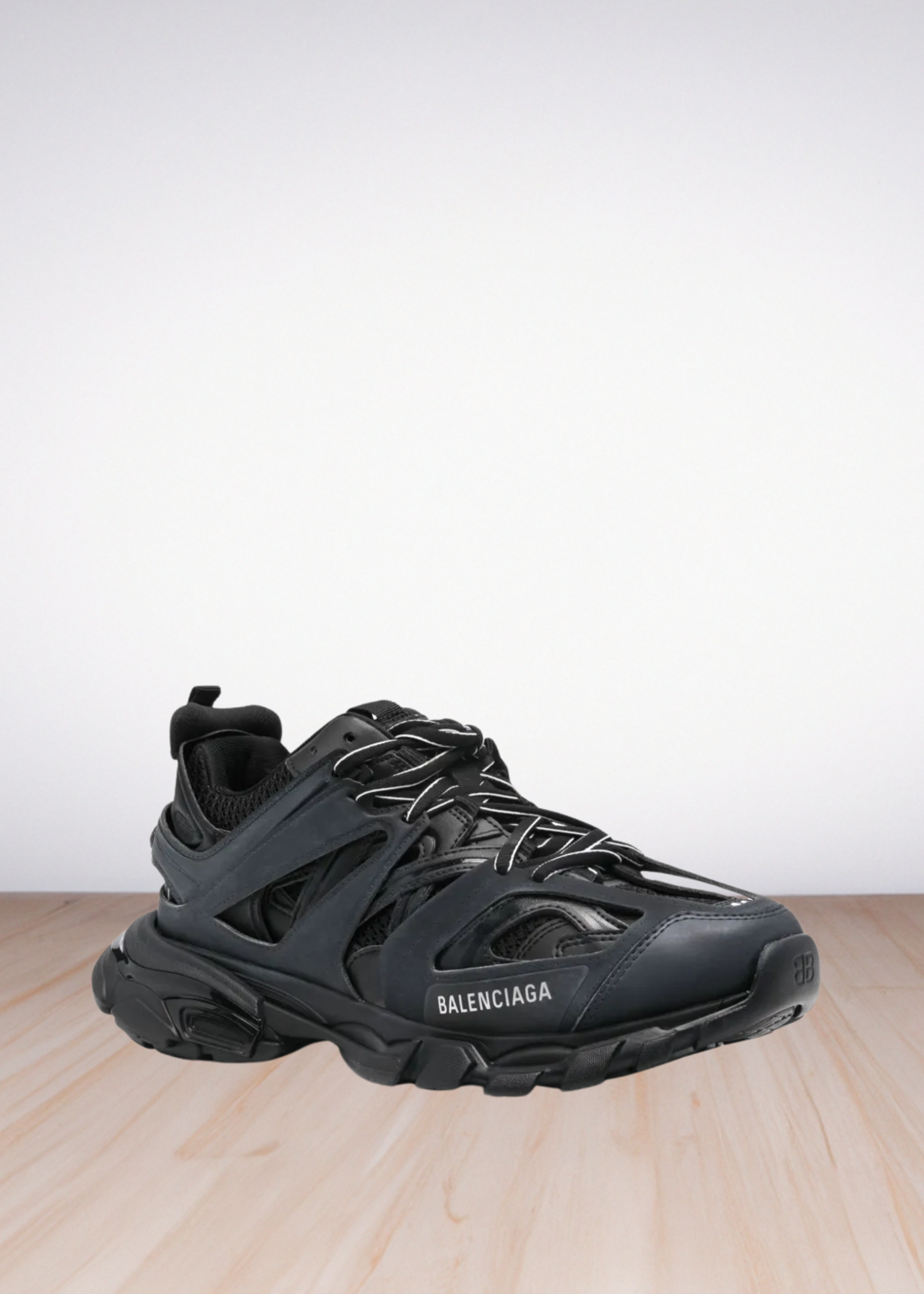 נעלי סניקרס Balenciaga Track בצבע שחור – דגם