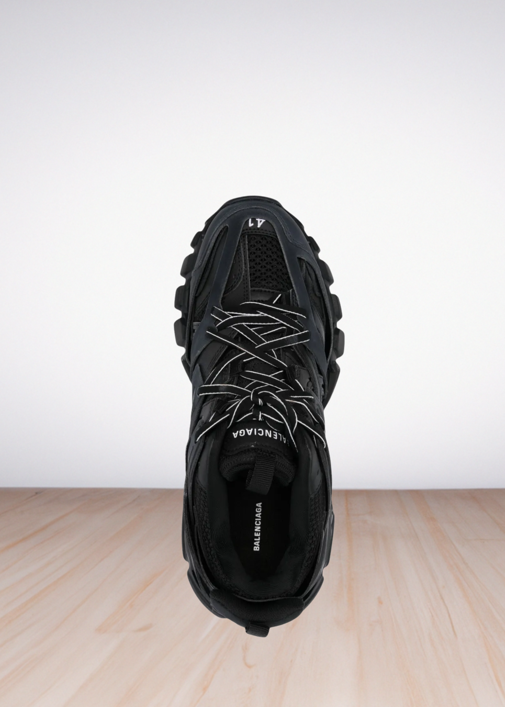 נעלי סניקרס Balenciaga Track בצבע שחור – דגם