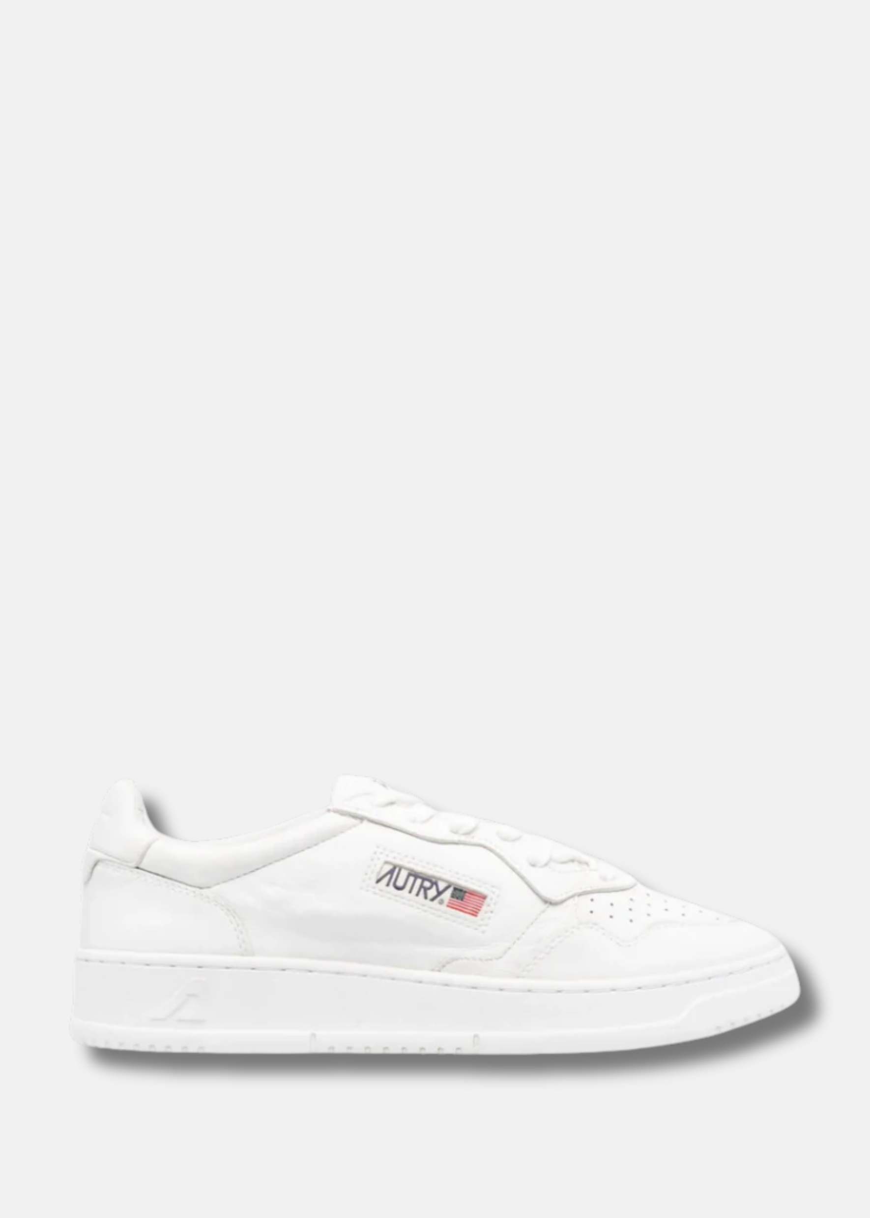 Medalist low-top sneakers