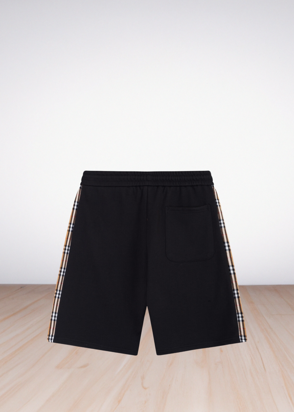 ברברי שורט צבע שחור Checkford Shorts