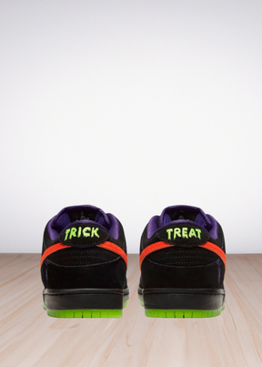 Dunk Low SB Night of Mischief Halloween
