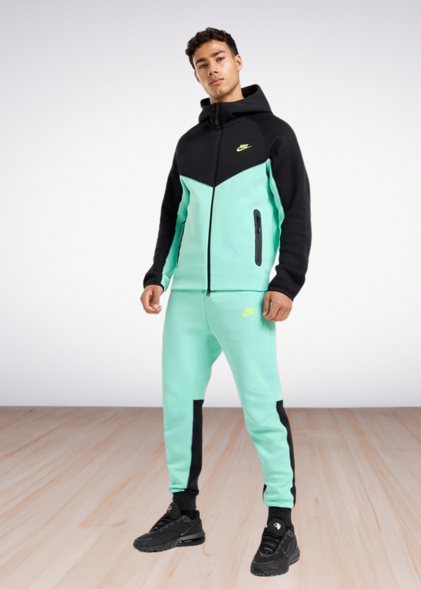 חליפה נייק טק – Nike Tech EMERALD RIE & BLACK