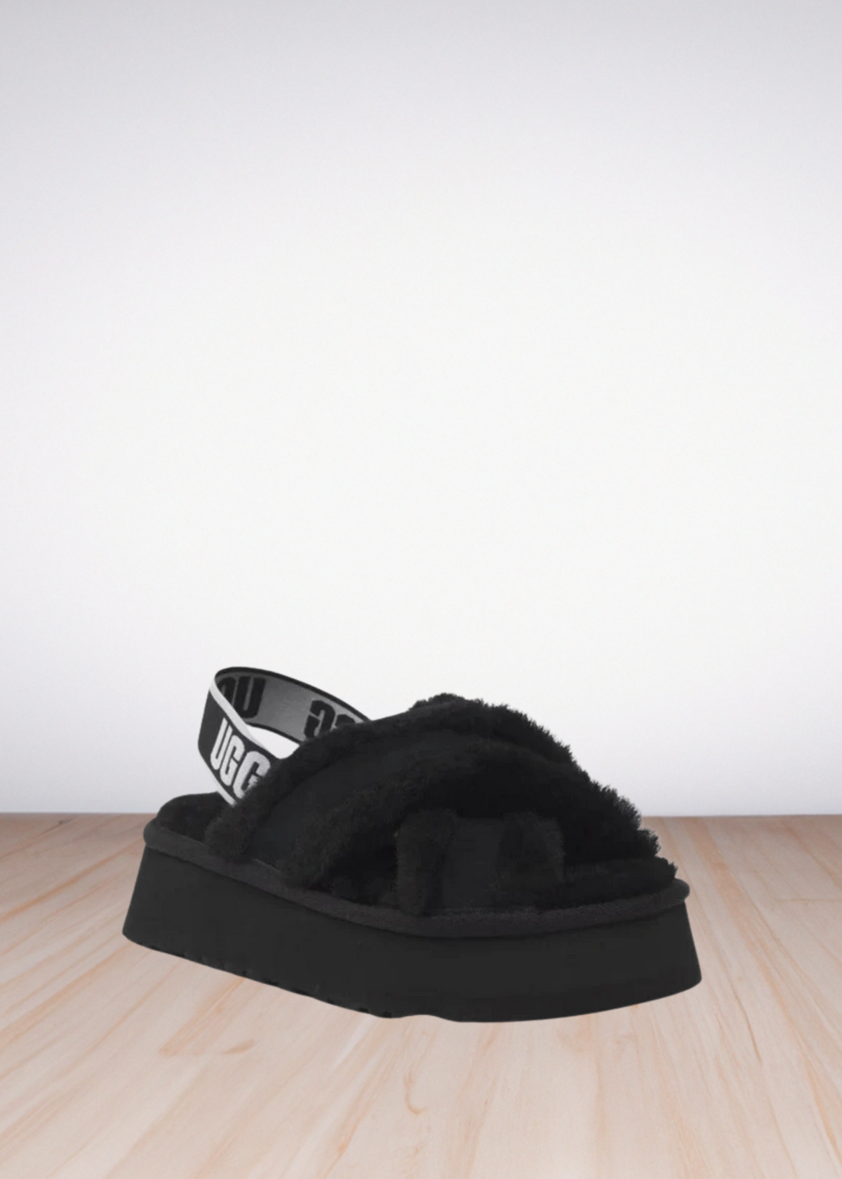 UGG WOMEN’S BLACK CROSS