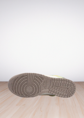 Dunk Low Se Sun Club